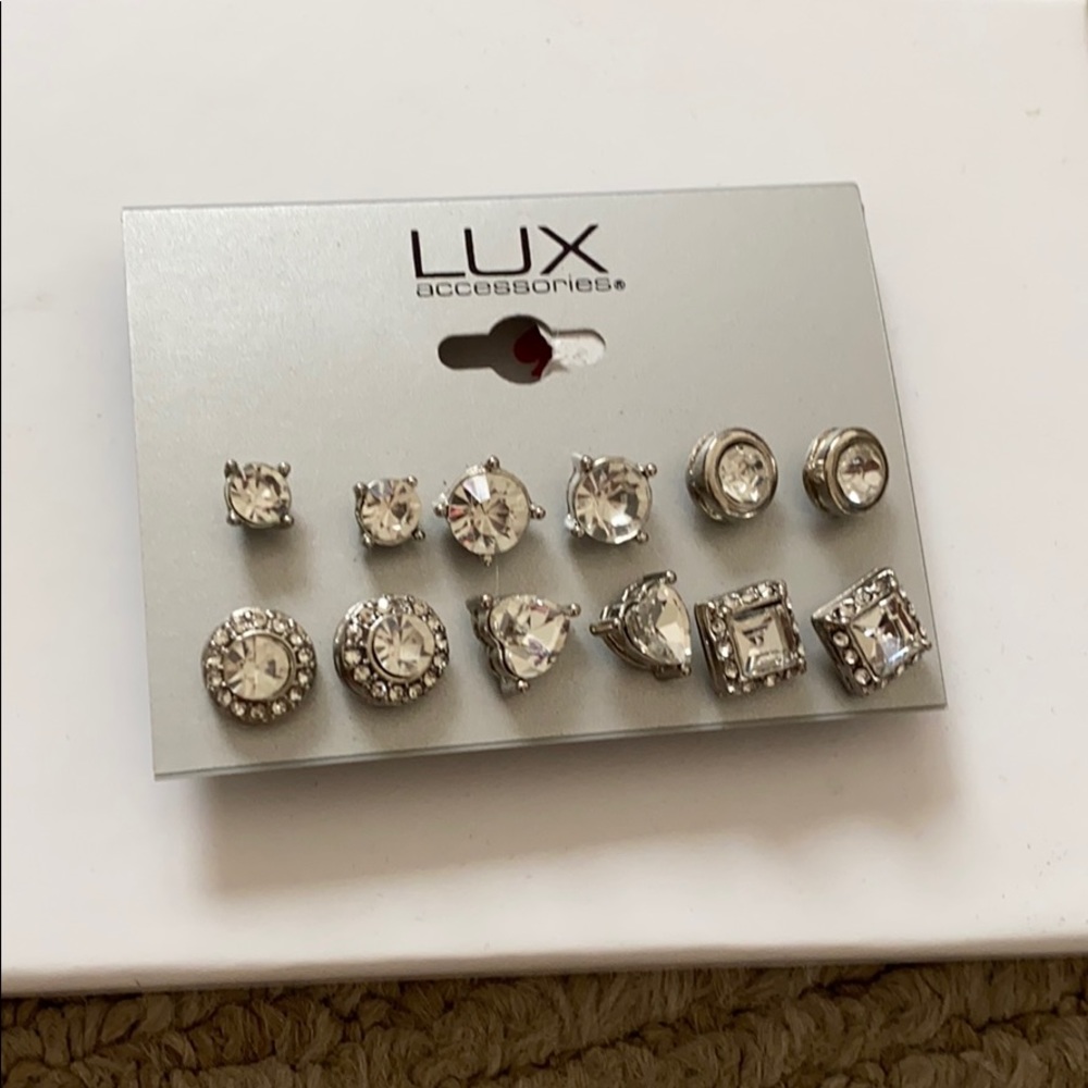 Brand new earrings !